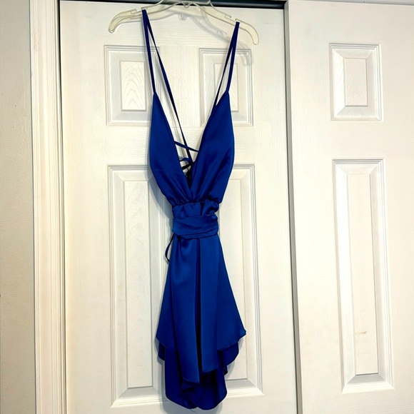 Gorgeous royal blue satin-like open back romper made in Italy - Picture 1 of 6